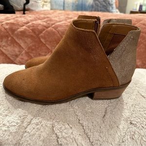 Frye & Co Brown Ankle Boots / Booties Size 10M